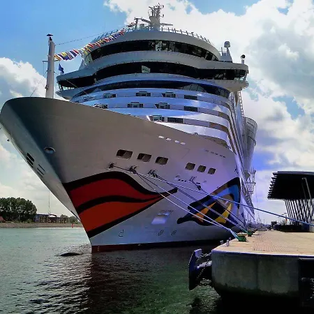 Ostseeliebe, Direkt An Der Promenade *